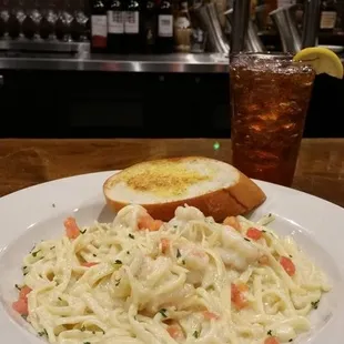 Shrimp Alfredo