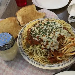 Spaghetti / meatballs enough for 2