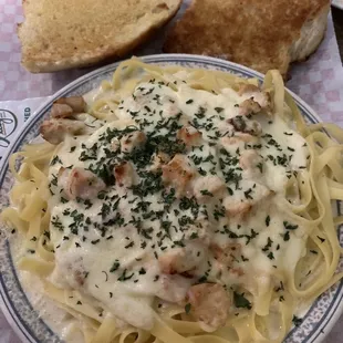Fettuccini w/ chicken. Enough for 2
