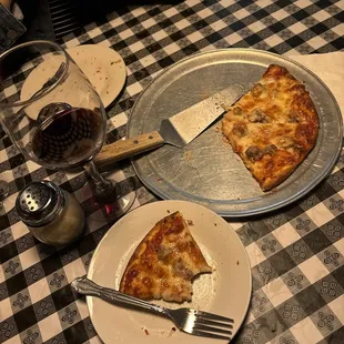 Thin crust Italian sausage pizza