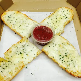 Garlic Cheese Bread, Luigis New York Giant Pizza San Diego 92115, http://LuigisPizzaSanDiego.com