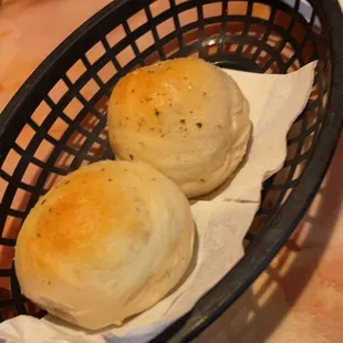 Bread was the BOMB! Served freshly baked and hot! It wasn&apos;t too buttery. Loved it and had 2!