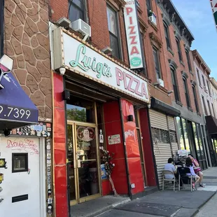 Front of the place on 5th Ave