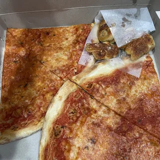 Garlic Knots Comes With 6