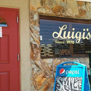 Luigi&apos;s Owner in Brooksville, claims he isn&apos;t making money on Groupons! decides to Pull the Plug on New Potential Customers after taking $$