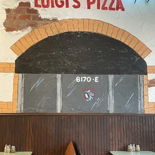 Inside Luigi&apos;s
