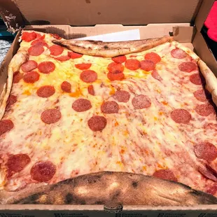 Pie too big for the box....love it!