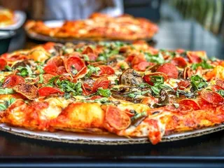 The Crust Pizza