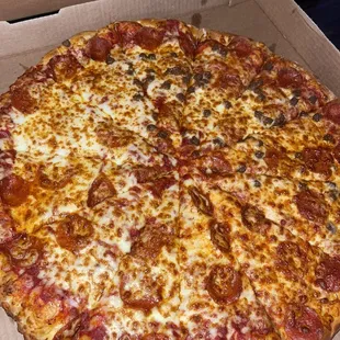 2X Extra Cheese, Pepperoni, 1/2 Beef