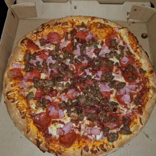 Lg. Meat lovers (14")