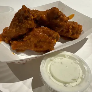 6 Buffalo Wings
