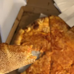 Close up of that crust. Piping hot!