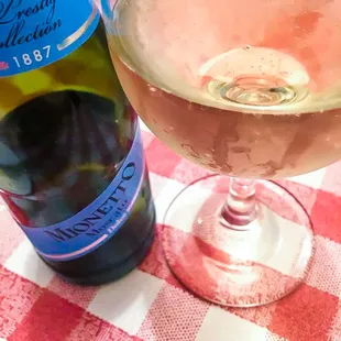 Moscato was delicious!