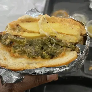 Got the chicken sandwich &amp; omg, soooooo flavorful &amp; good!