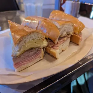Cubano