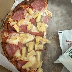 Hawaiian pizza