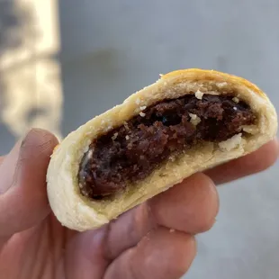 Tastes like a cracker, no flakes anymore. A downgrade formula into a substandard product.