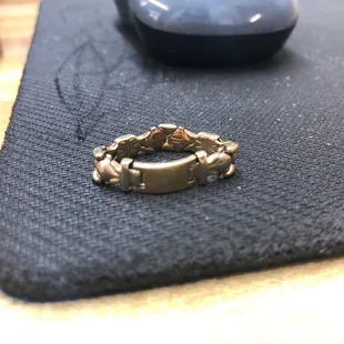 Repaired gold ring