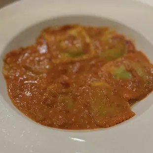 CHEESE AND SPINACH RAVIOLI