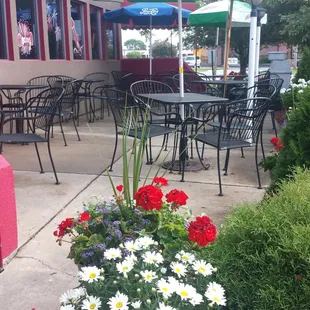 Dine out on the patio