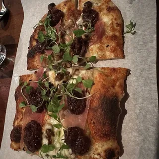 Mushroom & Fig Flatbread