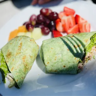 Chipotle chicken wrap with fresh fruit