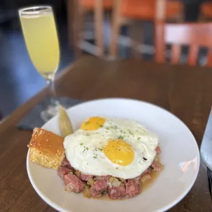 Corned beef hash and mimosa