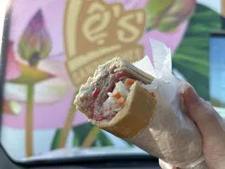 Le's Sandwiches & Cafe