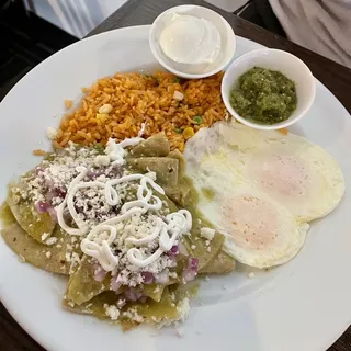 Chilaquileggs