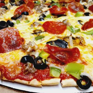Dockside Supreme Pizza