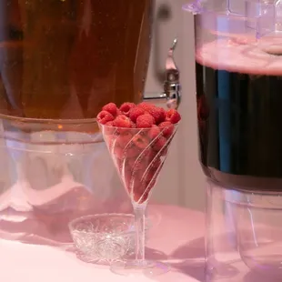 Cute mocktail stations for the kids - it was a huge hit!