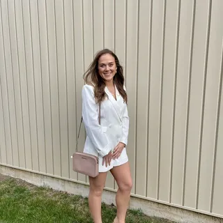 Sydni M.