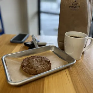 Ginger cookie and coffee