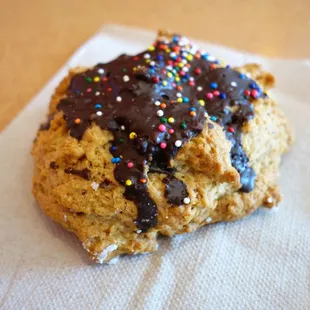 Lulu&apos;s Bakery 10/27/18: Polvorone de Chocolate