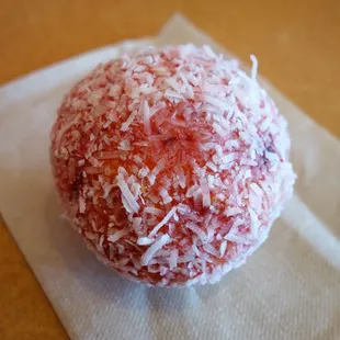 Lulu&apos;s Bakery 10/27/18: Besos de Frambuesa y Coco