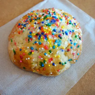 Lulu&apos;s Bakery 10/27/18: Galleta de Grajea