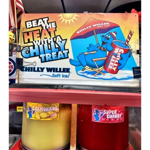 Chilly Willee @ LULU&apos;s HOT DOGS.(Ogden Ave/Taylor St)Chicago Old School Hot Dogs Beef Burgers Gyros Salads Chicken Tamales etc. Cool!