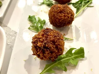 Wine Dive + Kitchen - Lawrence