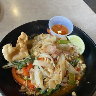 #5 Lunch Drunken Noodles Chicken