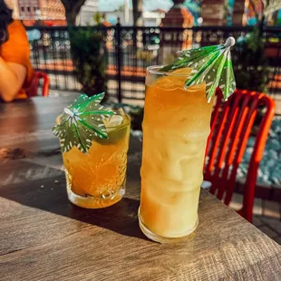 Mango martini and Mai Thai