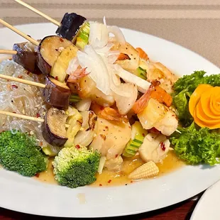 Seafood lover? Grilled Shrimp and Scallops with veggies and glass noodles. Highly (･‿･) recommend @ Lum Thai.