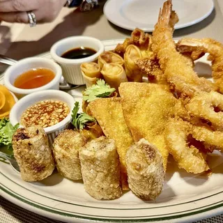 Lum Thai Sampler