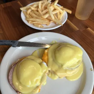 Eggs Benedict