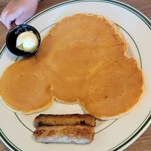 Kids Pancakes and Sausage