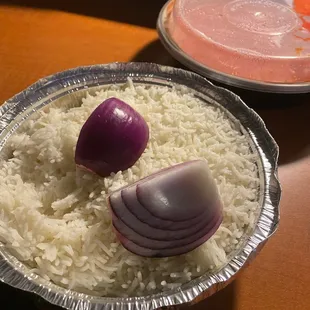 Man ... I asked them to add onions to my order and this came with it ... the hell im post to do with this
