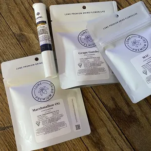 Premium Grind &amp; my COMPLEMENTARY pre roll from my delivery order!