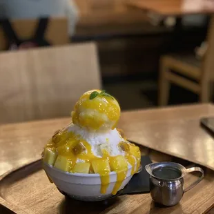 Mango cheesecake bingsoo (regular size)