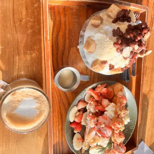 Injeolmi  Bingsu and Strawberry Banana waffle