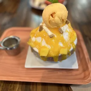 Mango cheesecake..  can&apos;t go wrong with mango!  This was good too.