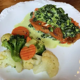 Salmon with Spinach Sauce